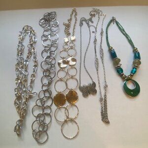 Vintage Necklace Lot. 6 Pieces. Mix of metals and beads